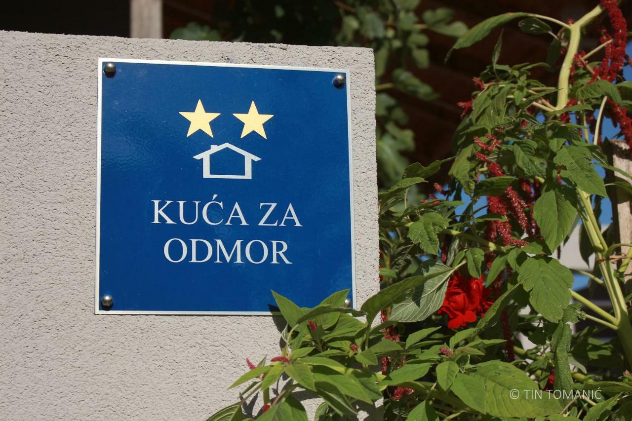 Вилла Kuca Za Odmor Mare Свети-Мартин-на-Мору Экстерьер фото